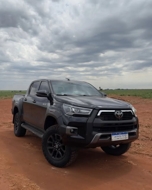 TOYOTA HILUX CONQUEST - Imagem 1