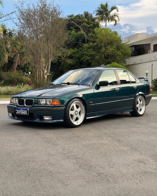 BMW 320I - Imagem 2