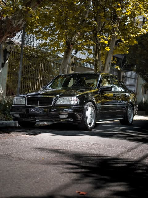 MERCEDES-BENZ C36 AMG - Imagem 1
