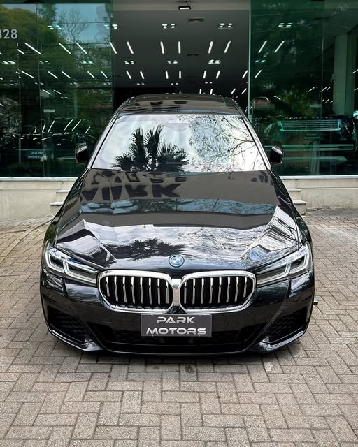 BMW 530E M SPORT - Imagem 3