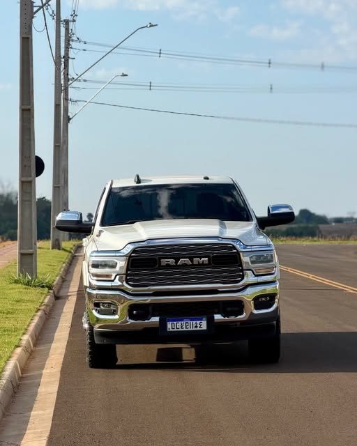 RAM 2500 LARAMIE - Imagem 2