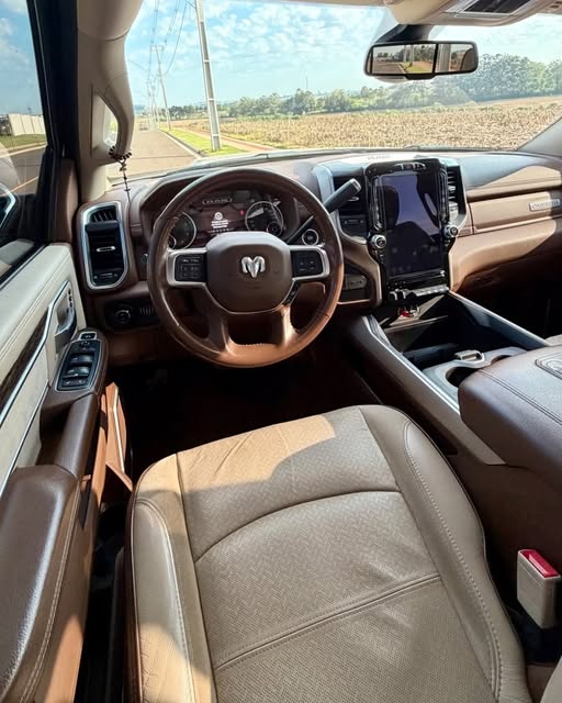 RAM 2500 LARAMIE - Imagem 6