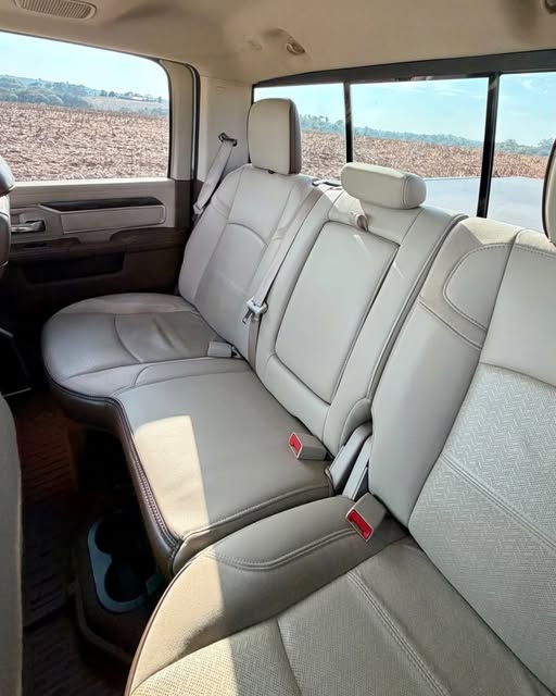 RAM 2500 LARAMIE - Imagem 9