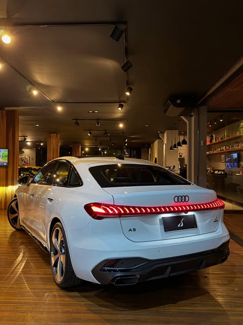 AUDI A5 PERFORMANCE S EDITION - Imagem 8