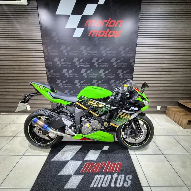 KAWASAKI ZX636 - Imagem 1