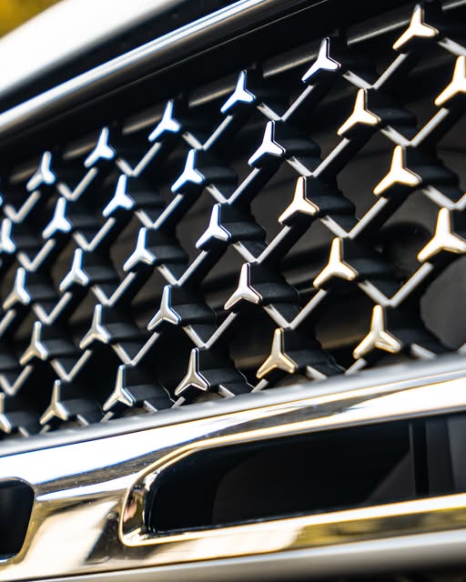 MERCEDES-BENZ GLC 300 MHEV - Imagem 4