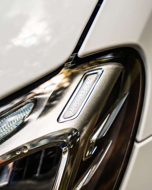MERCEDES-BENZ GLC 300 MHEV - Imagem 7