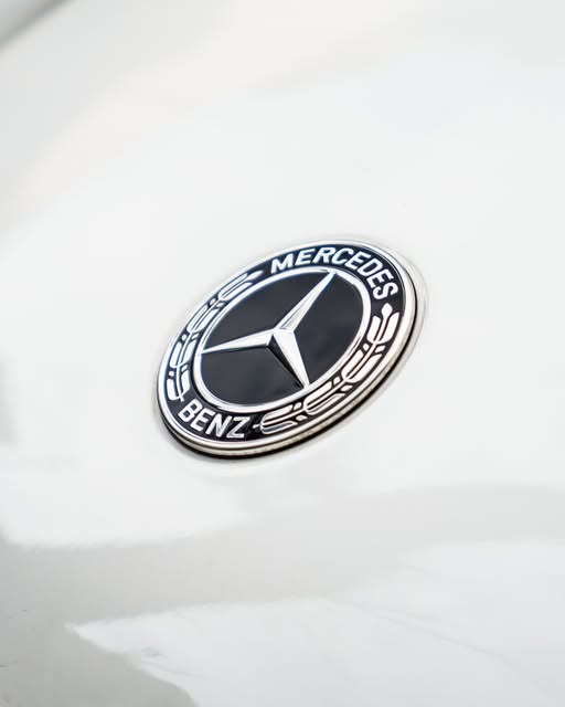 MERCEDES-BENZ GLC 300 MHEV - Imagem 9