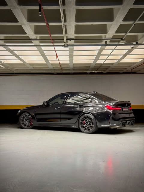 BMW M3 COMPETITION - Imagem 12