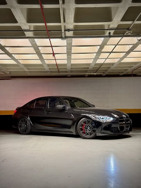 BMW M3 COMPETITION - Imagem 13