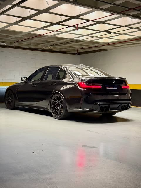 BMW M3 COMPETITION - Imagem 7