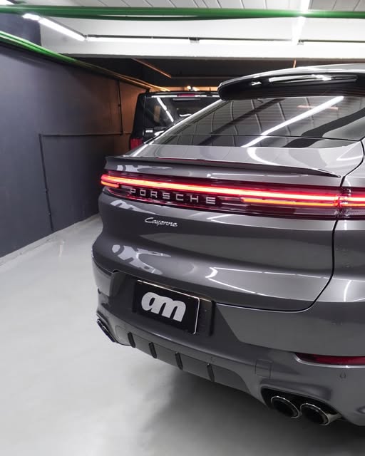PORSCHE CAYENNE E-HYBRID COUPÉ AWD TIPTRONIC S - Imagem 7