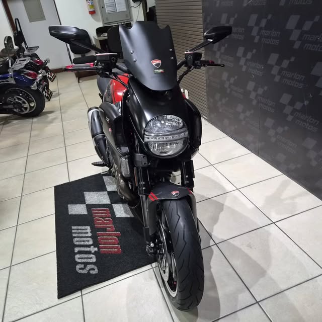 DUCATI DIAVEL CARBON LE - Imagem 7