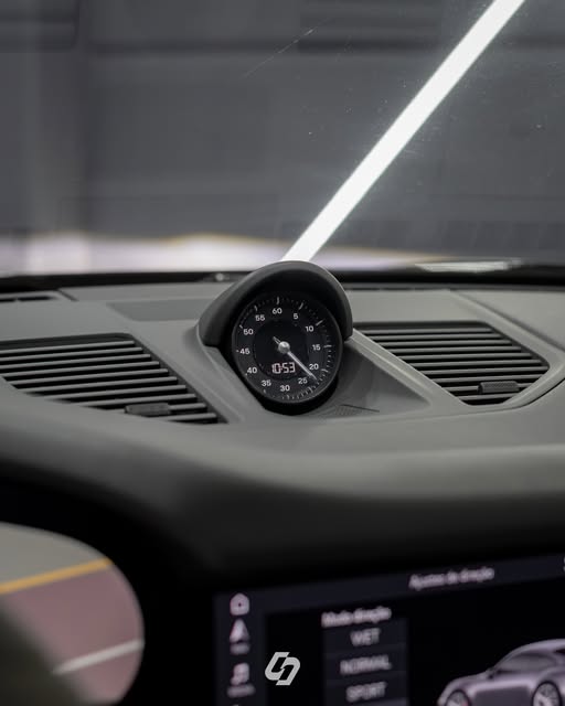 PORSCHE 911 CARRERA - Imagem 16