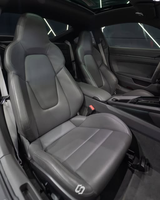 PORSCHE 911 CARRERA - Imagem 8