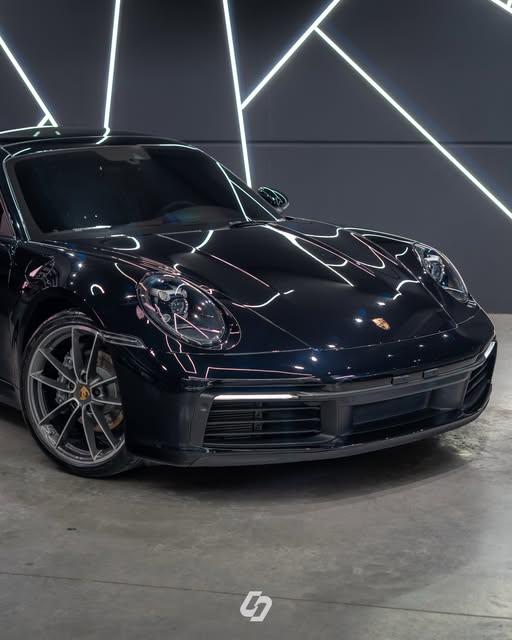 PORSCHE 911 CARRERA - Imagem 9