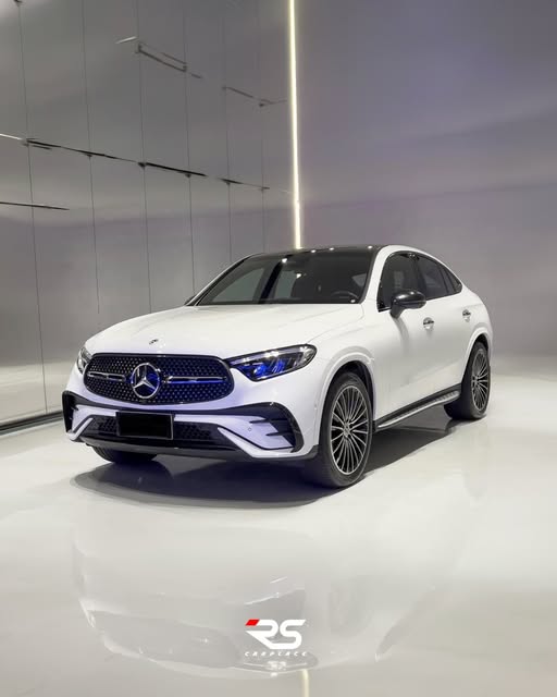 MERCEDES-BENZ GLC 300 AMG LINE - Imagem 1