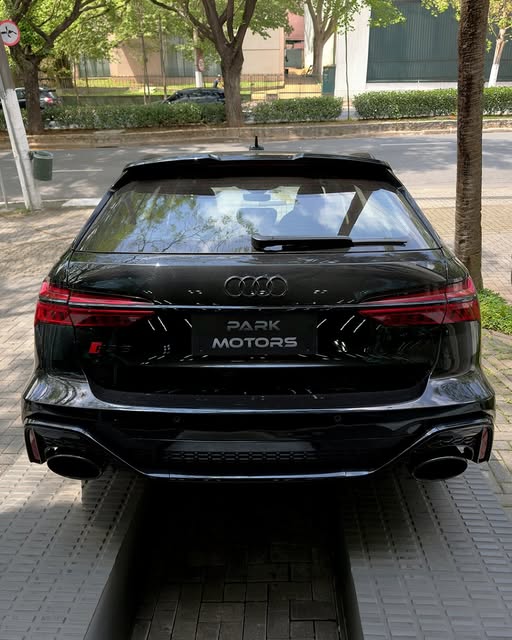 AUDI RS6 AVANT - Imagem 6
