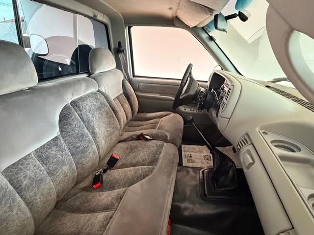 CHEVROLET SILVERADO - Imagem 8