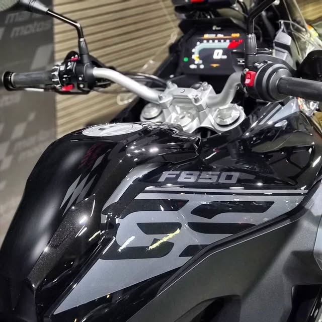 BMW GSA ADVENTURE TRIPLE BLACK - Imagem 6