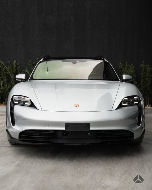PORSCHE TAYCAN 4S CROSS TURISMO - Imagem 2