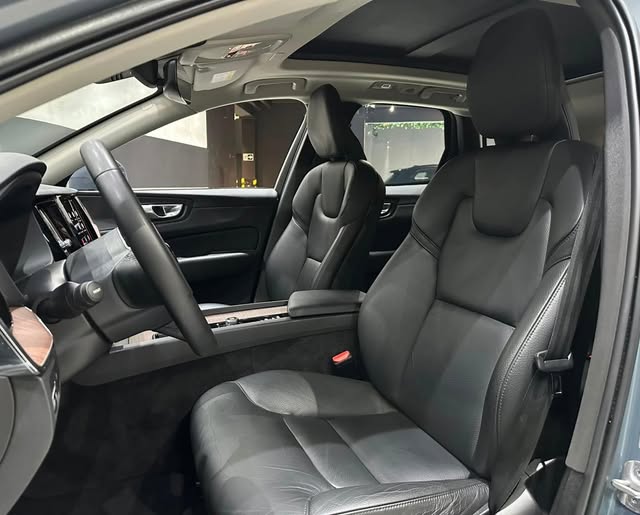 VOLVO XC60 T8 RECHARGE PLUS AWD GEARTRONIC - Imagem 7