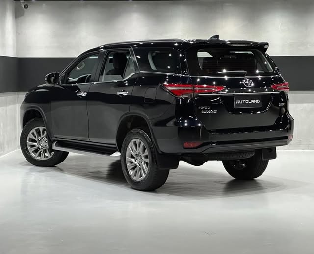 TOYOTA HILUX SW4 SRX - Imagem 3