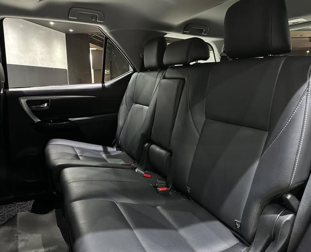 TOYOTA HILUX SW4 SRX - Imagem 9