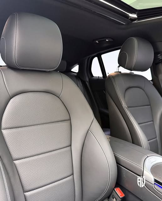 MERCEDES-BENZ GLC 300 COUPE - Imagem 13