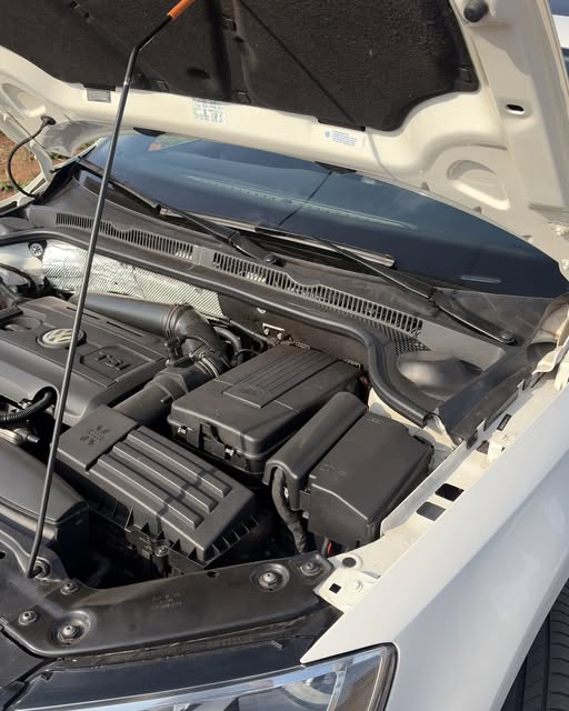 VOLKSWAGEN JETTA HIGHLINE - Imagem 19