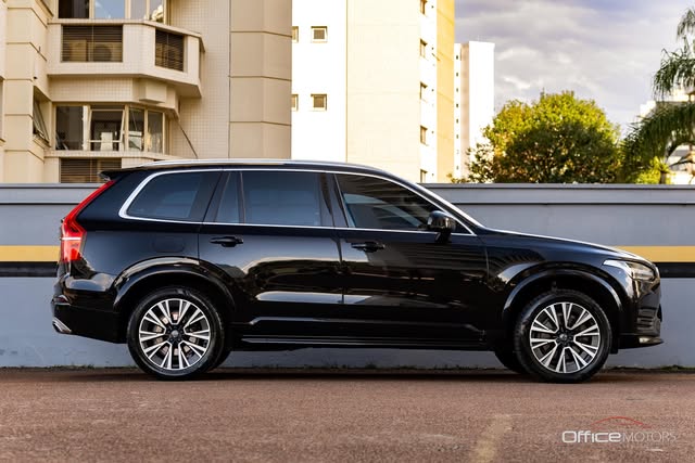 VOLVO XC90 D5 MOMENTUM - Imagem 4