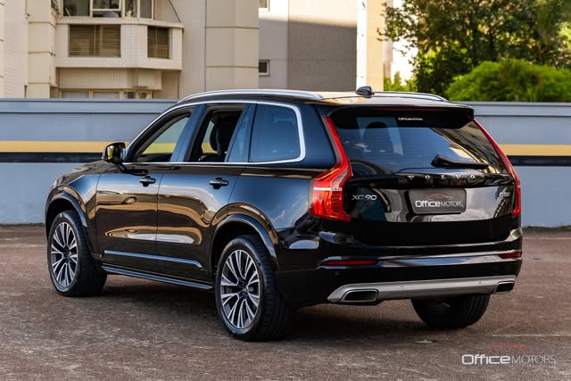 VOLVO XC90 D5 MOMENTUM - Imagem 5