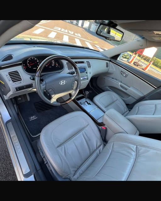 HYUNDAI AZERA - Imagem 2