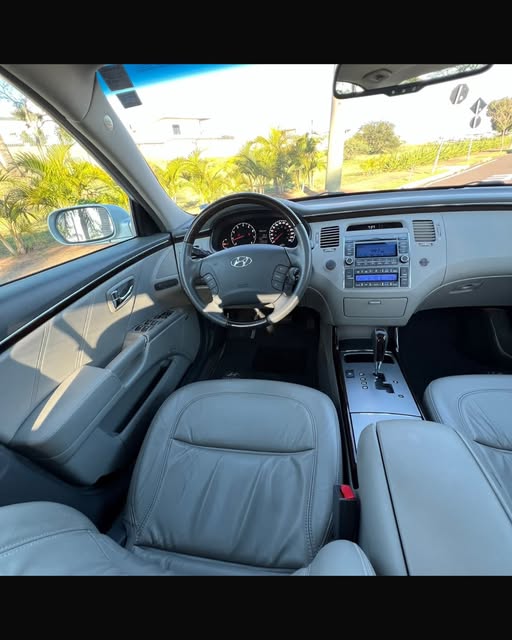 HYUNDAI AZERA - Imagem 3