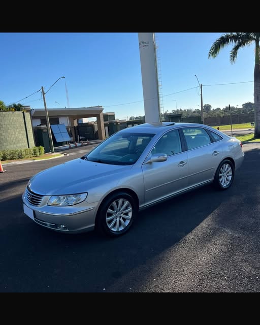 HYUNDAI AZERA - Imagem 8