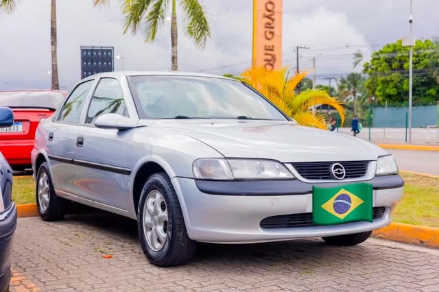 GM VECTRA GLS 2.2 8V - Imagem 2