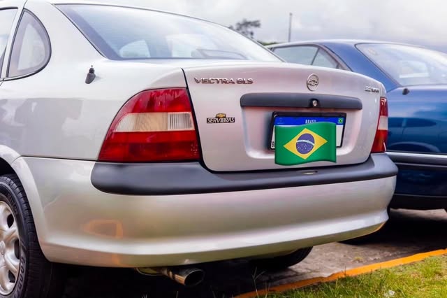 GM VECTRA GLS 2.2 8V - Imagem 8