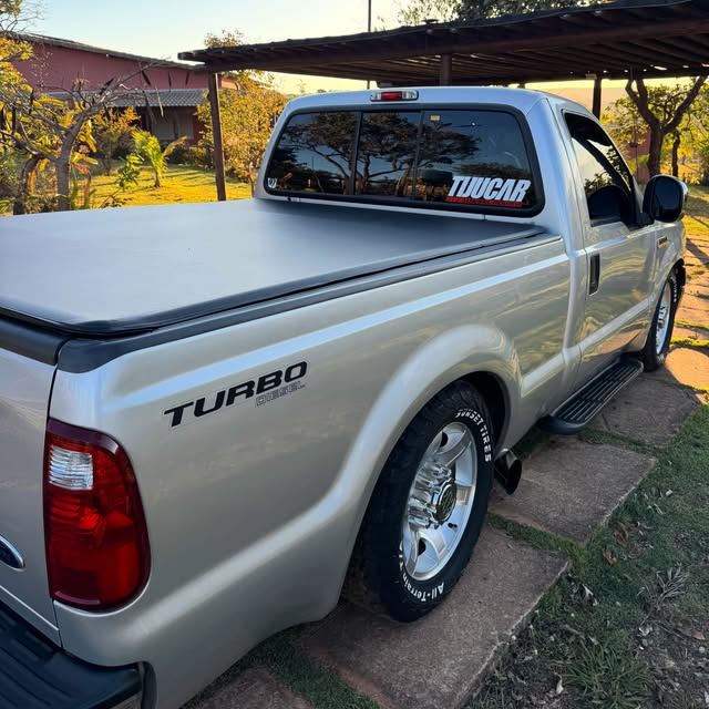 FORD F-250 XLT-L - Imagem 4