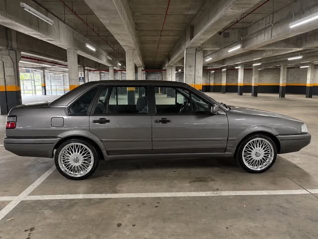 VOLKSWAGEN SANTANA - Imagem 6