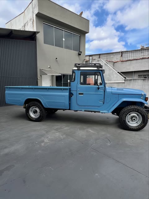 TOYOTA BANDEIRANTE - Imagem 2