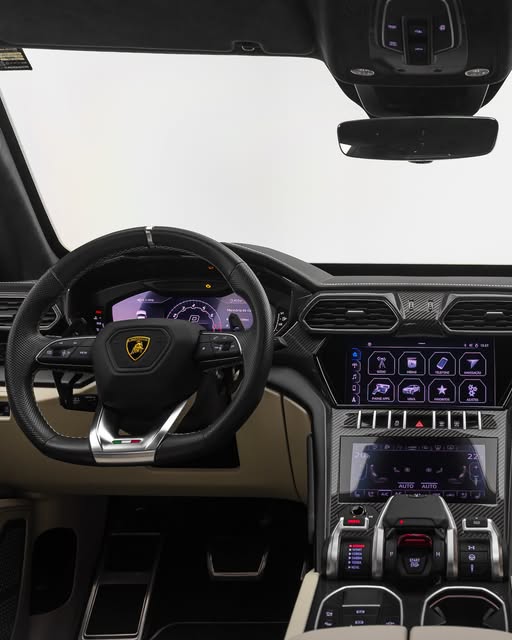 LAMBORGHINI URUS - Imagem 3