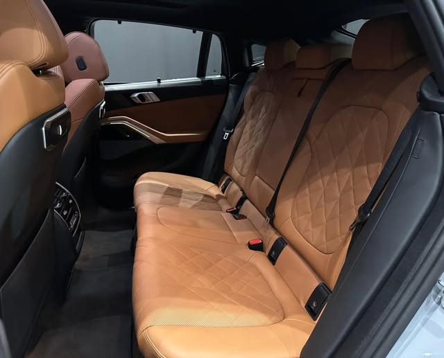 BMW X6 M SPORT - Imagem 10