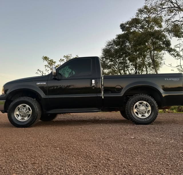 FORD F-250 XL-L - Imagem 3