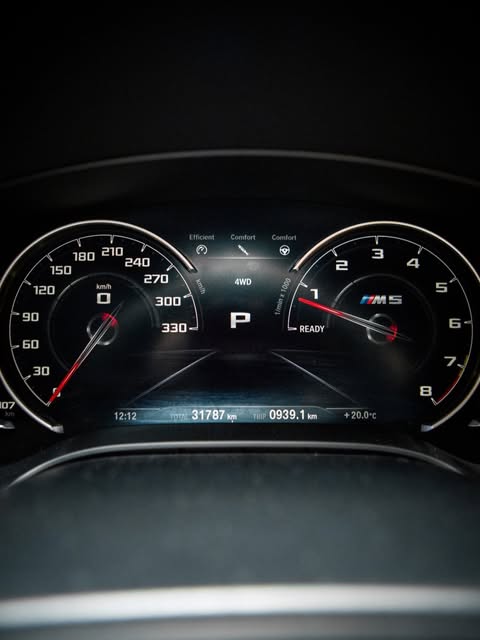 BMW M5 F90 - Imagem 14