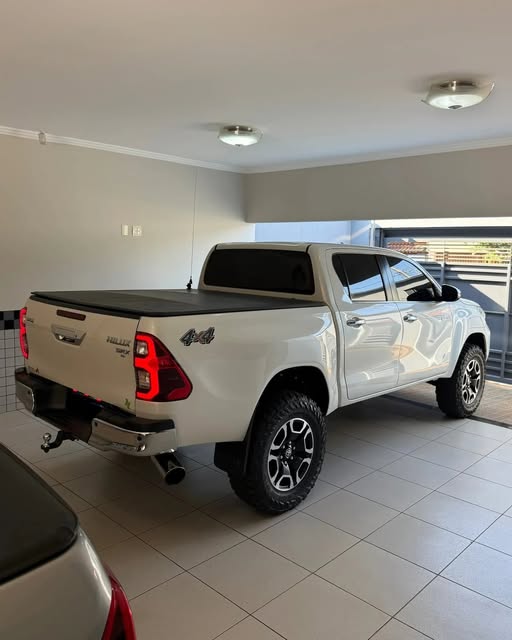 TOYOTA HILUX SRX - Imagem 3