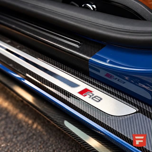 AUDI R8 PERFORMANCE V10 - Imagem 2