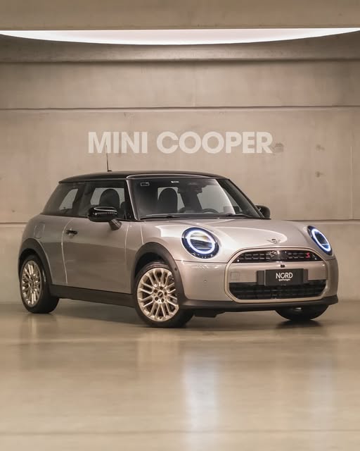 MINI COOPER S - Imagem 1