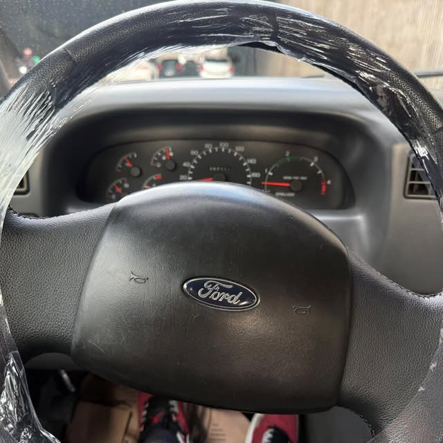 FORD F-250 XL-L - Imagem 11