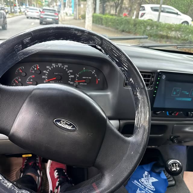 FORD F-250 XL-L - Imagem 15