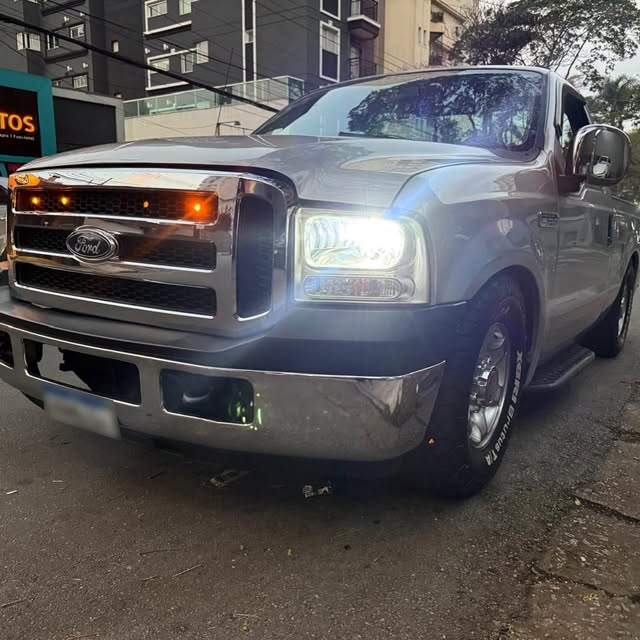 FORD F-250 XL-L - Imagem 8